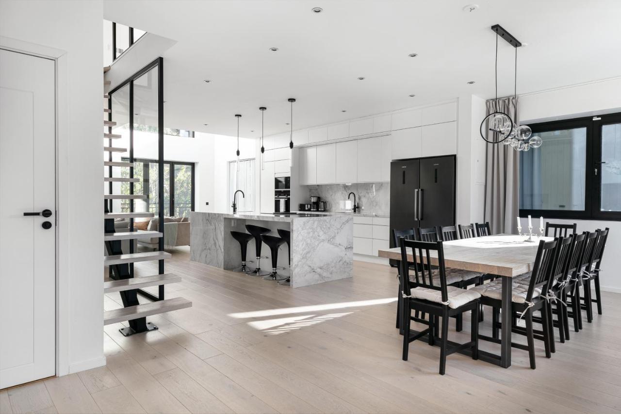 Stylish And Spacious Family